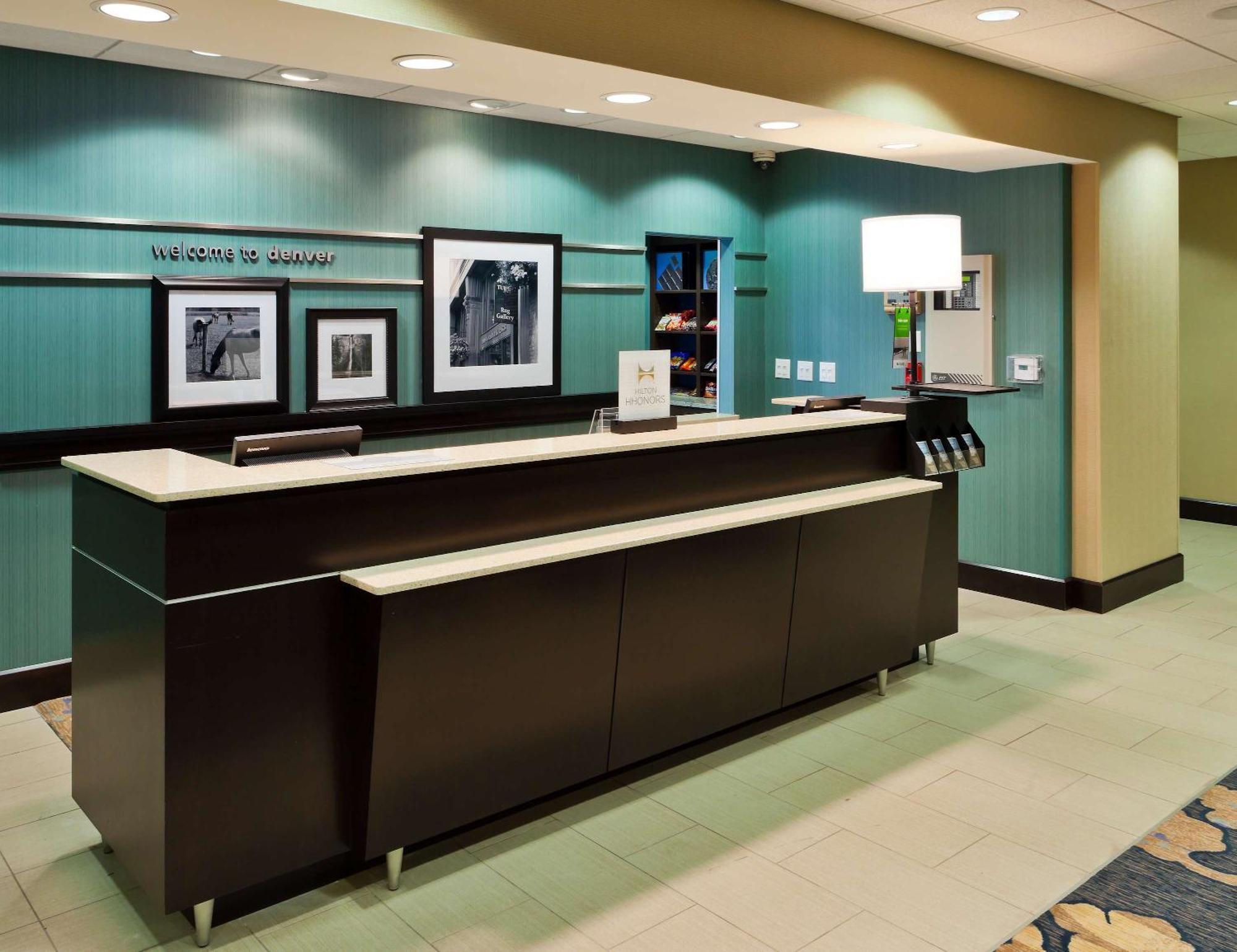 אורורה Hampton Inn & Suites Denver Airport / Gateway Park מראה חיצוני תמונה